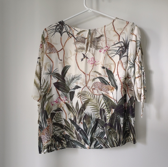 H&M tropical print blouse, short sleeved -   Size 6 - Picture 3 of 9
